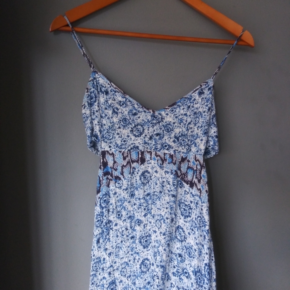 Urban Outfitters Maxi Dress - Picture 8 of 14